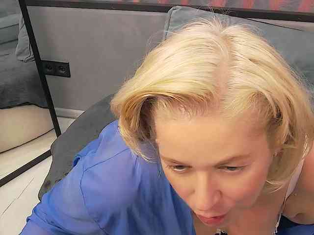 LoraMiss webcam