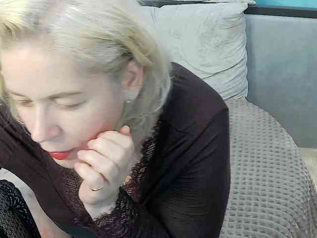 LoraMiss webcam
