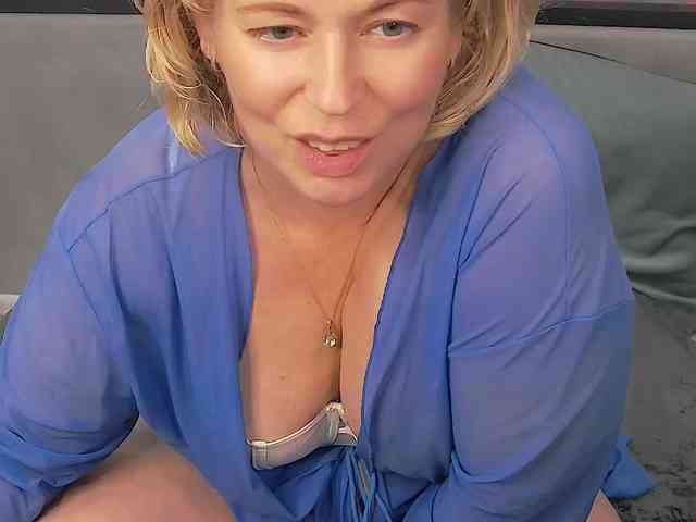 LoraMiss webcam