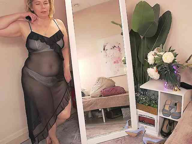 LoraMiss webcam