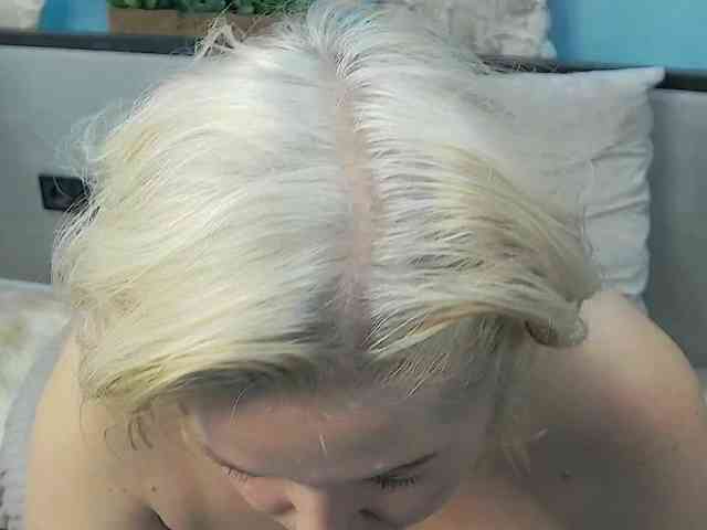 LoraMiss webcam