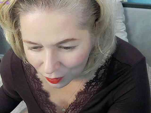LoraMiss webcam