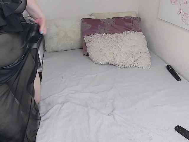 LoraMiss webcam