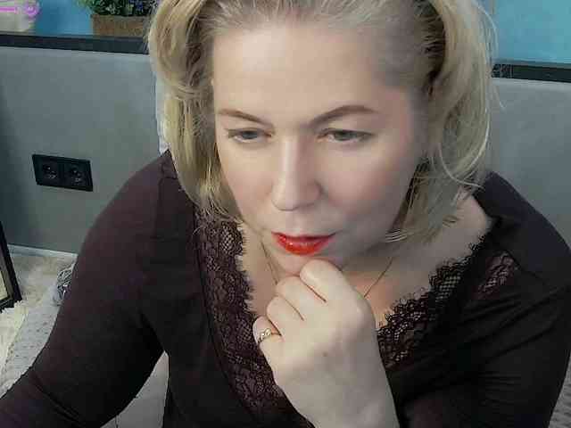 LoraMiss webcam