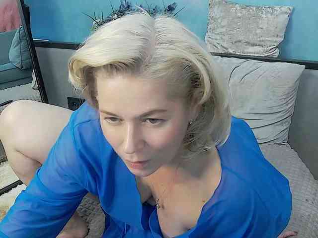 LoraMiss webcam