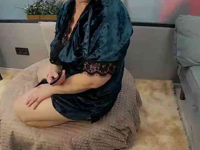 LoraMiss webcam
