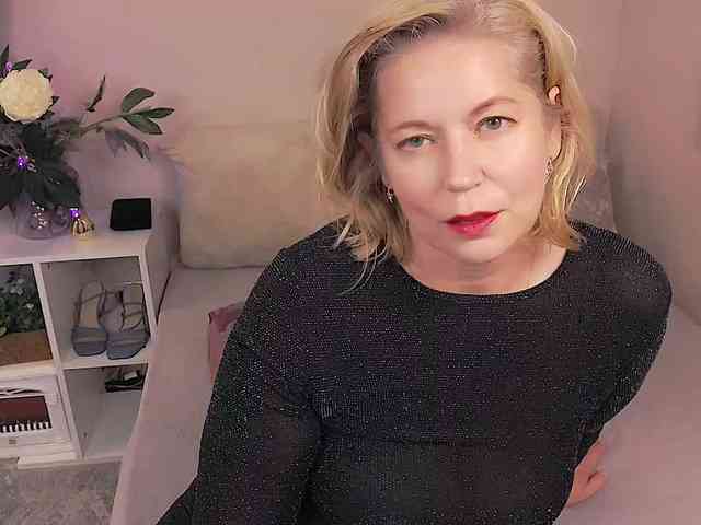 LoraMiss webcam