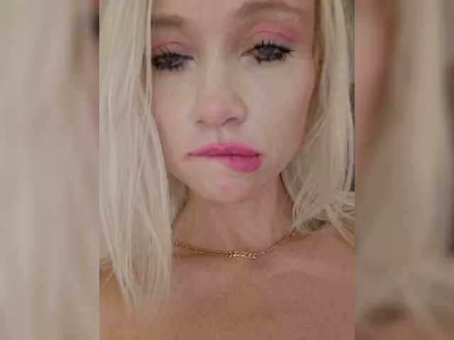 Live трансляция AlinaLoves - slutnetki.online