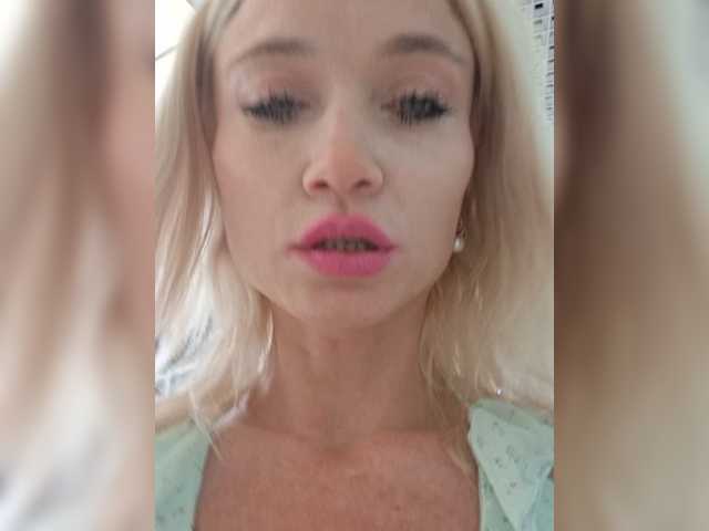 Live трансляция AlinaLoves - Runet.cam