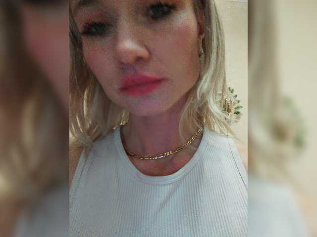 AlinaLoves