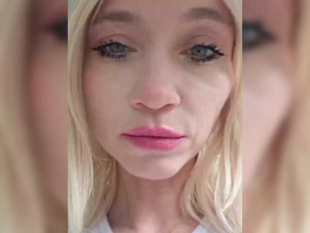 AlinaLoves live cam on BongaCams