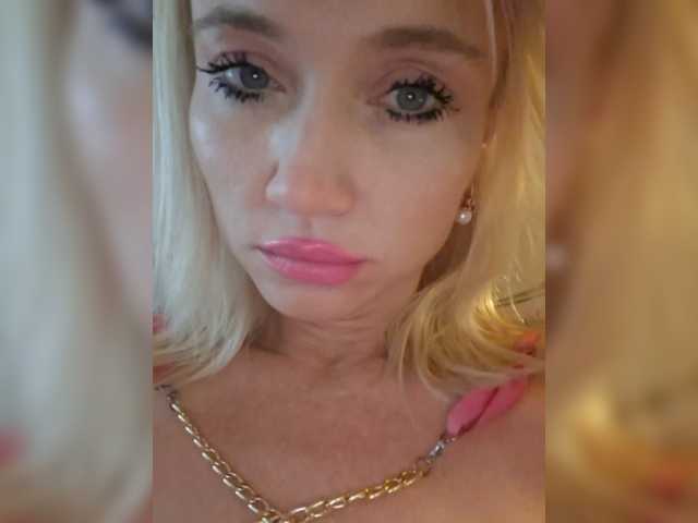 alinaloves live sex show