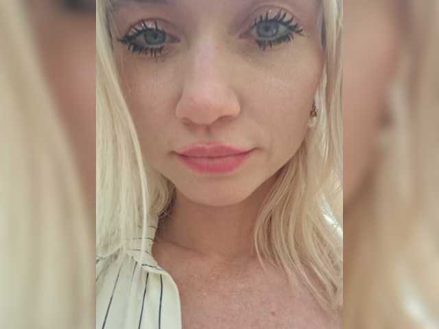 alinaloves live sex show