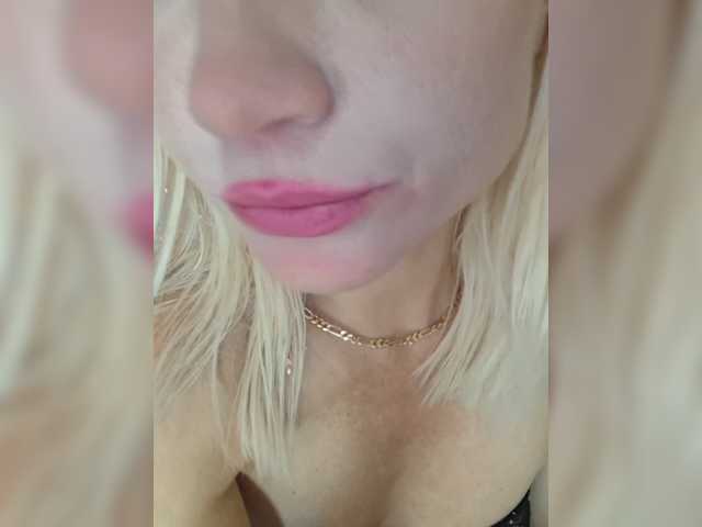 AlinaLoves preview