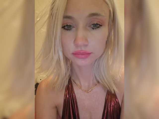 AlinaLoves webcam