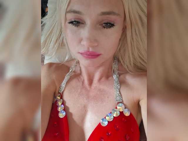 AlinaLoves live cam on BongaCams