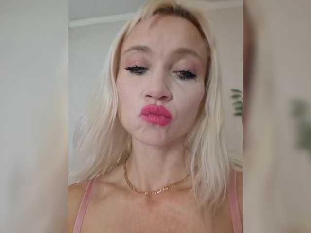 AlinaLoves