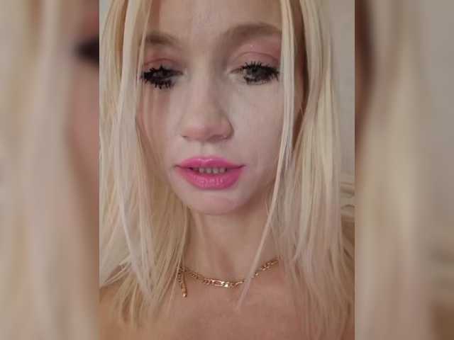 AlinaLoves live webcam show