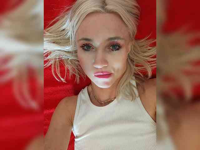 AlinaLoves webcam