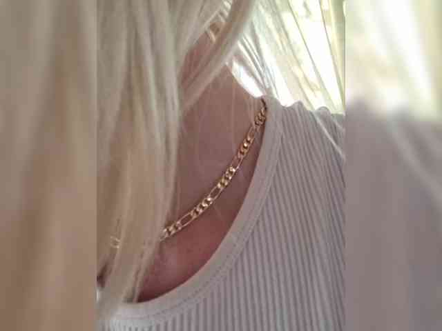 Modelo: AlinaLoves
