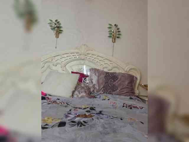 AlinaLoves webcam