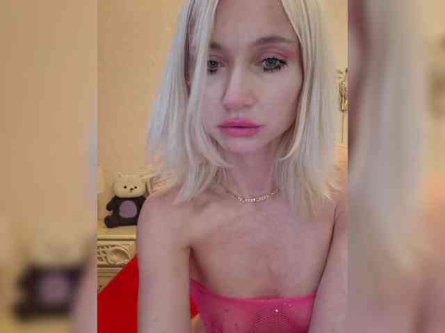 AlinaLoves webcam