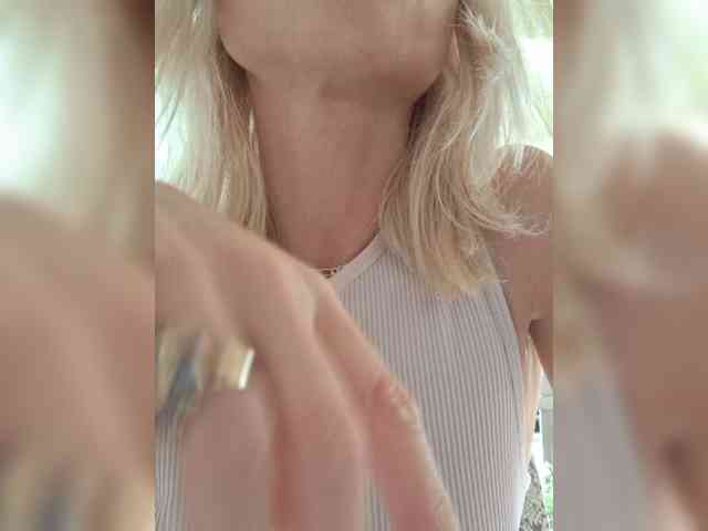 Modelo: AlinaLoves