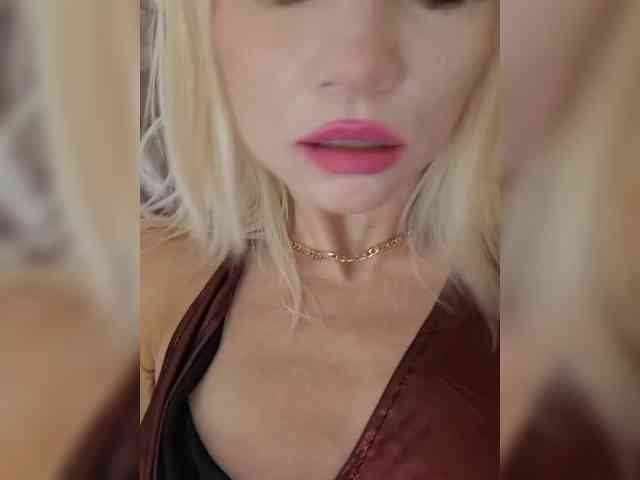 Modelo: AlinaLoves