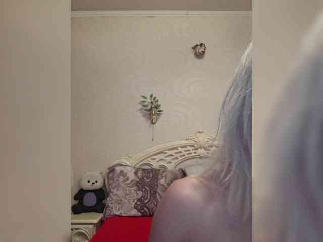AlinaLoves webcam