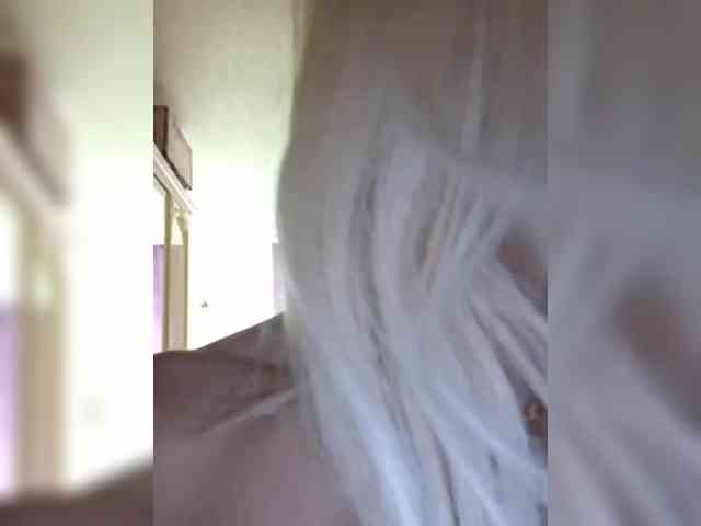 AlinaLoves webcam