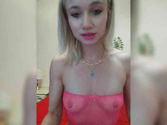 AlinaLoves webcam