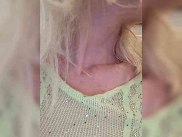 AlinaLoves webcam