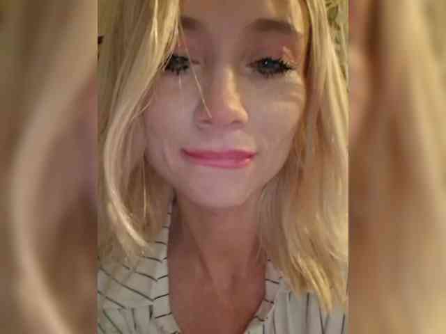 AlinaLoves webcam