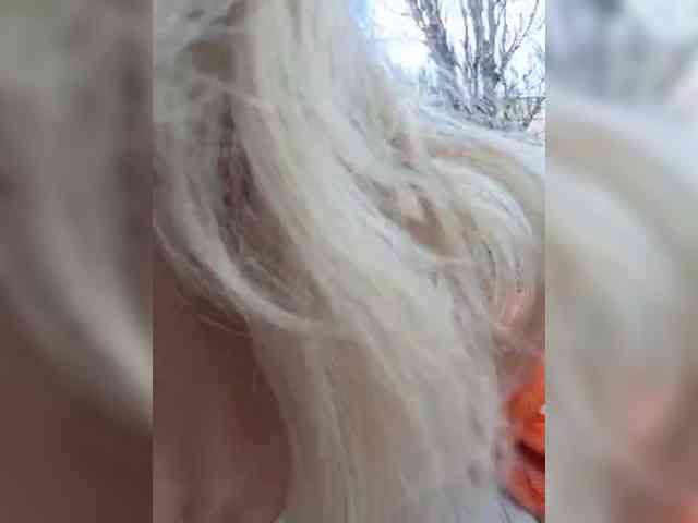 AlinaLoves webcam