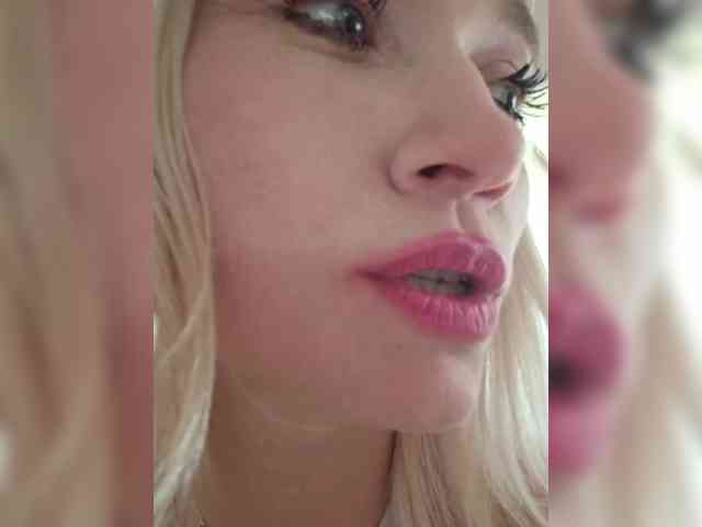 AlinaLoves AlinaLoves