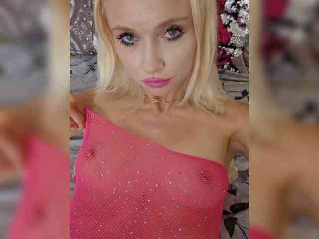 AlinaLoves webcam