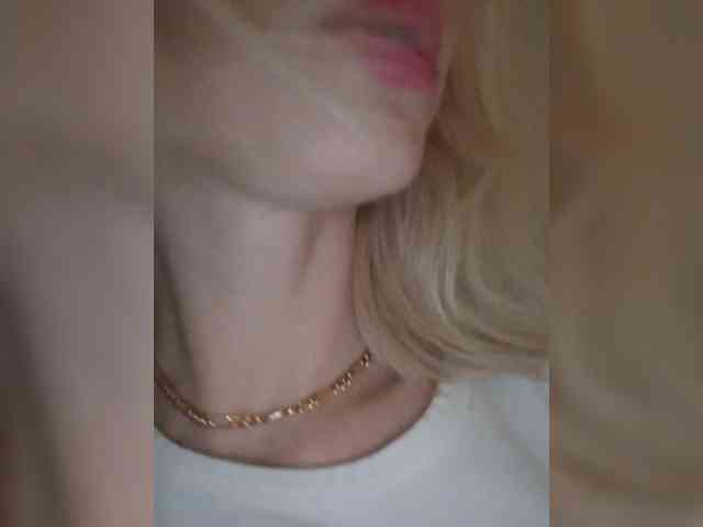 Modelo: AlinaLoves