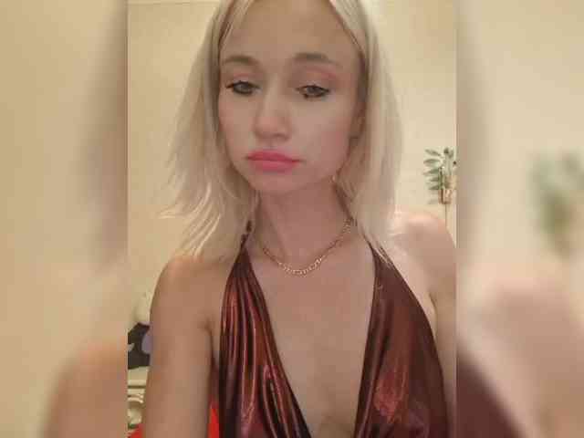 AlinaLoves webcam