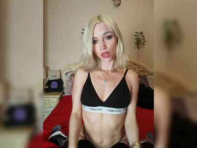 AlinaLoves Live Webcam on BongaCams