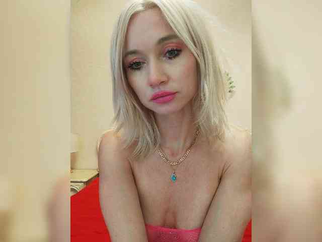 AlinaLoves webcam