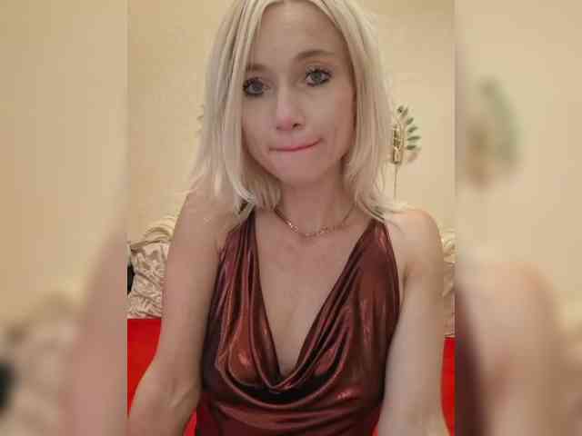 AlinaLoves webcam