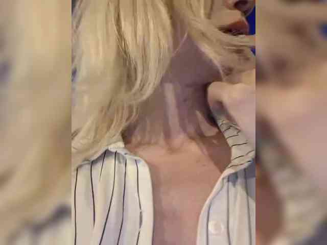 AlinaLoves webcam