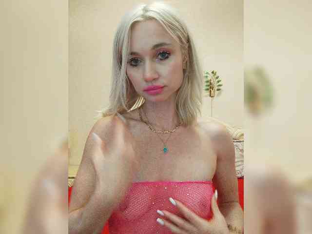AlinaLoves webcam