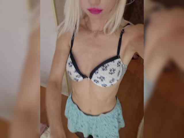 AlinaLoves webcam