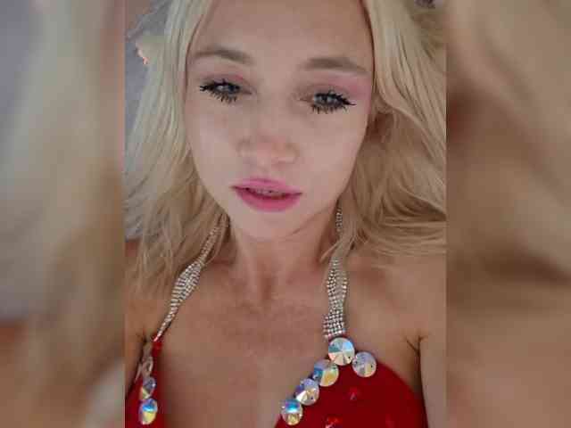 AlinaLoves webcam