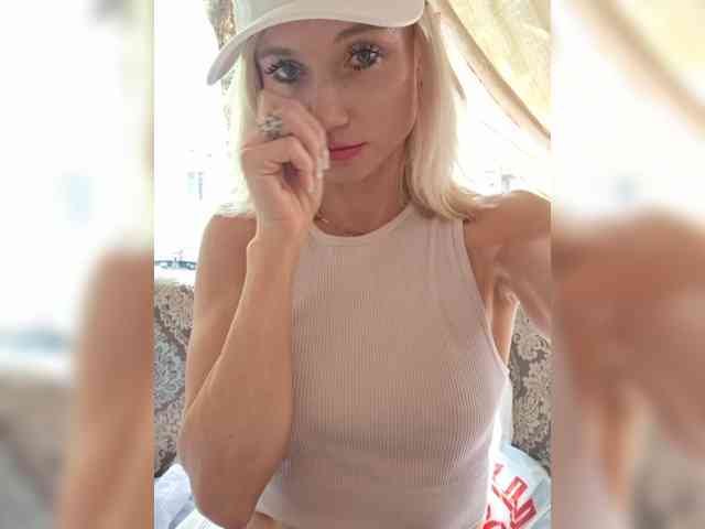 Modelo: AlinaLoves