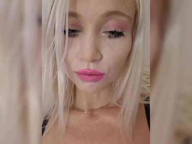 Modelo: AlinaLoves
