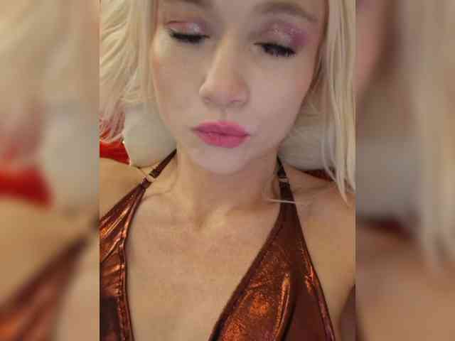 AlinaLoves webcam