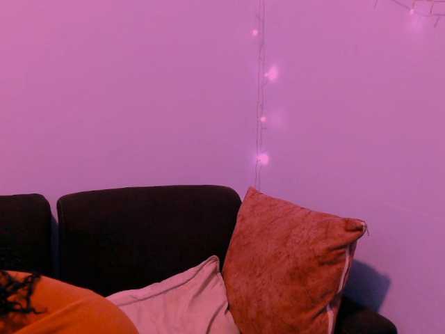 Fuego03, live now on BongaCams