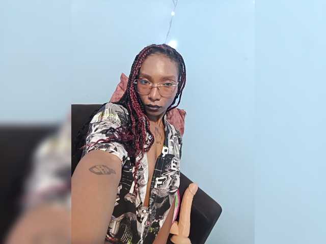 Fuego03, en directo ahora en BongaCams